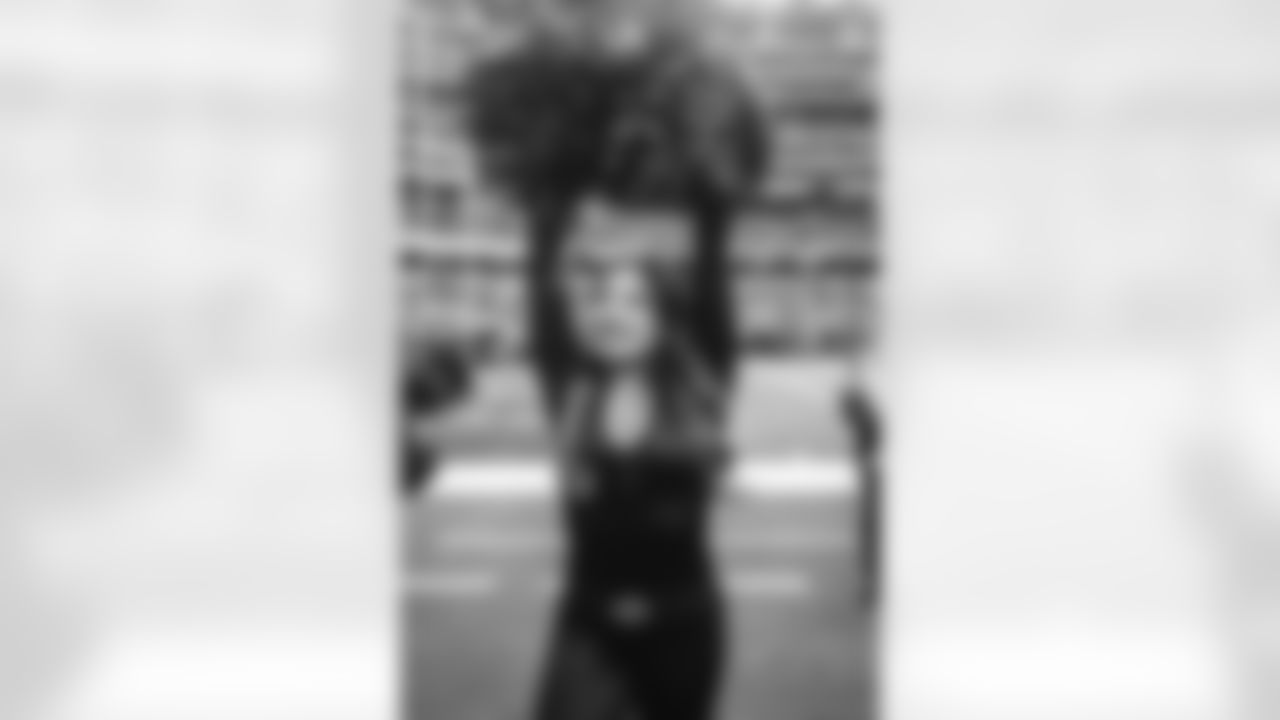 The Los Angeles Rams take on the Seattle Seahawks in week 11 of the 2025 NFL regular season.