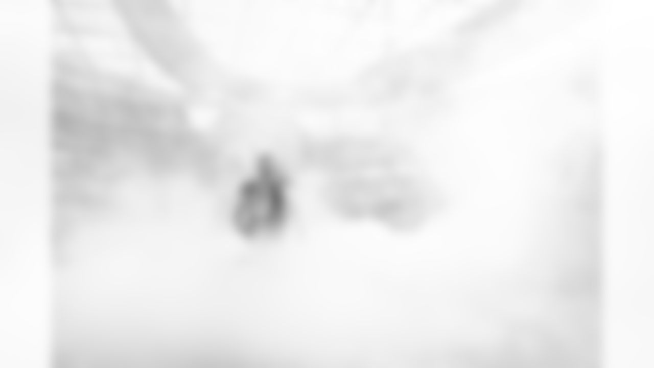 The Los Angeles Rams take on the New Orleans Saints in week 9 of the 2025 NFL regular season.