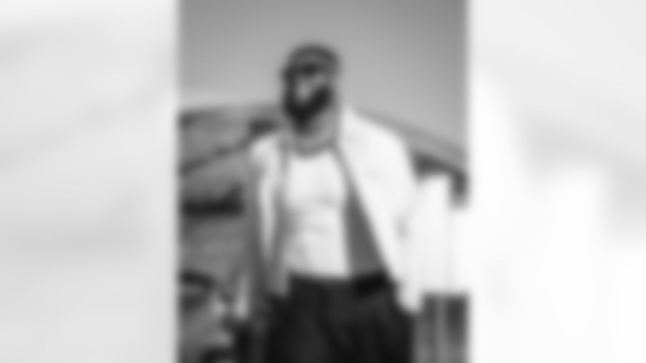 The Los Angeles Rams take on the Tampa Bay Buccaneers in week 12 of the 2025 NFL regular season.