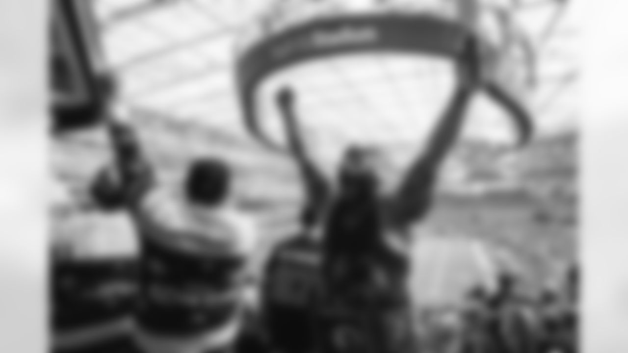 The Los Angeles Rams take on the Detroit Lions in week 15 of the 2025 NFL regular season.