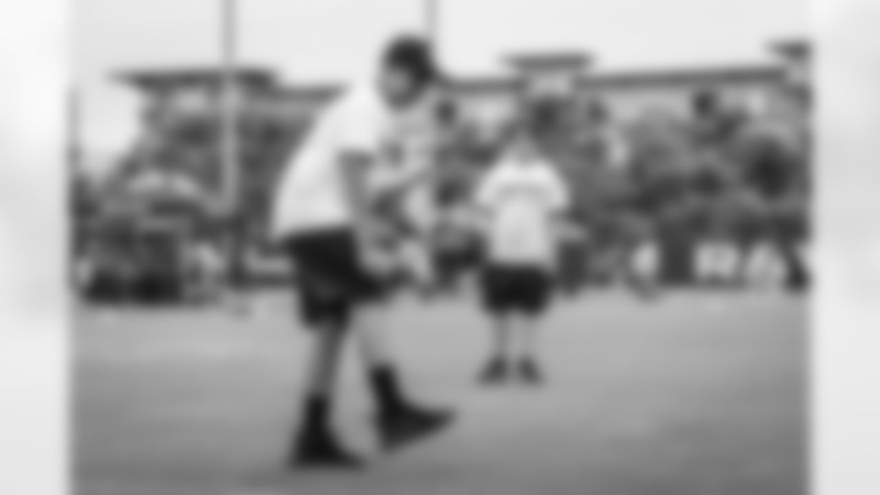 E_250914_Football_Meets_Football_Clinic_JM_0071