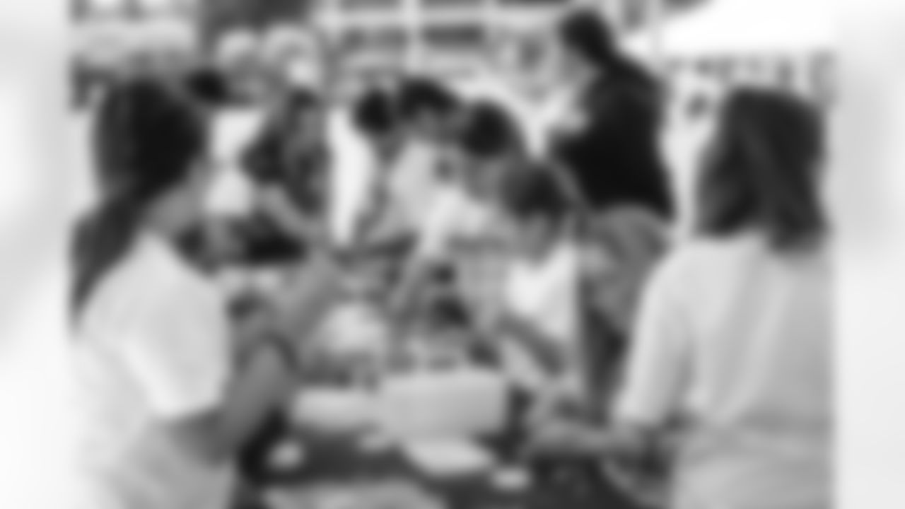 E_250914_Football_Meets_Football_Clinic_JM_0129