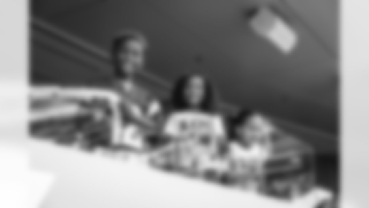 The Los Angeles Rams take on the Los Angeles Chargers in week 2 of the 2025 NFL preseason.