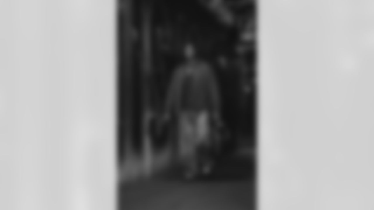 72 OL D.J. Humphries arrives at Bank of America Stadium for Wild Card matchup vs. Panthers