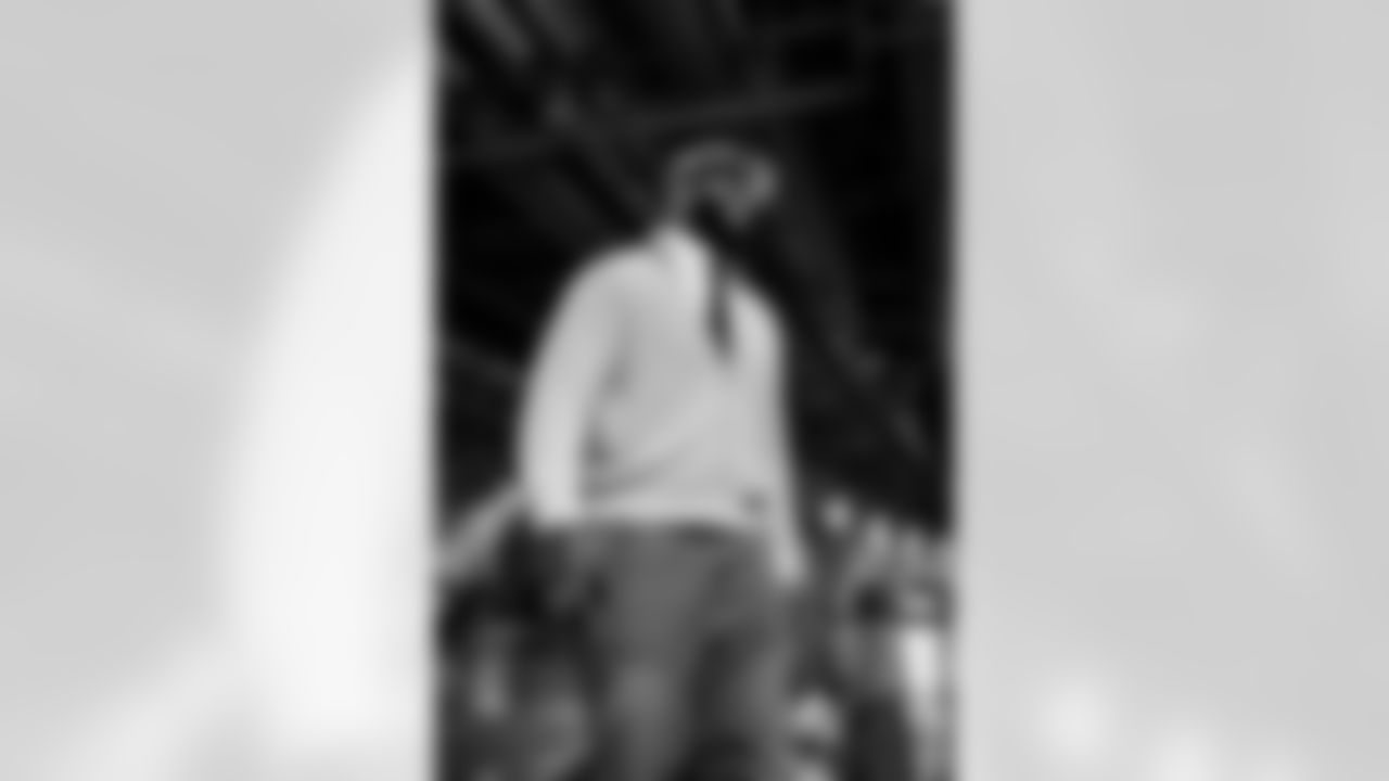 8 OLB Jared Verse arrives at SoFi Stadium for today's matchup against the Seahawks