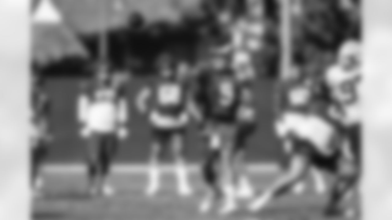 E_251030_Regular_Season_Week9_Practice_AD_1076