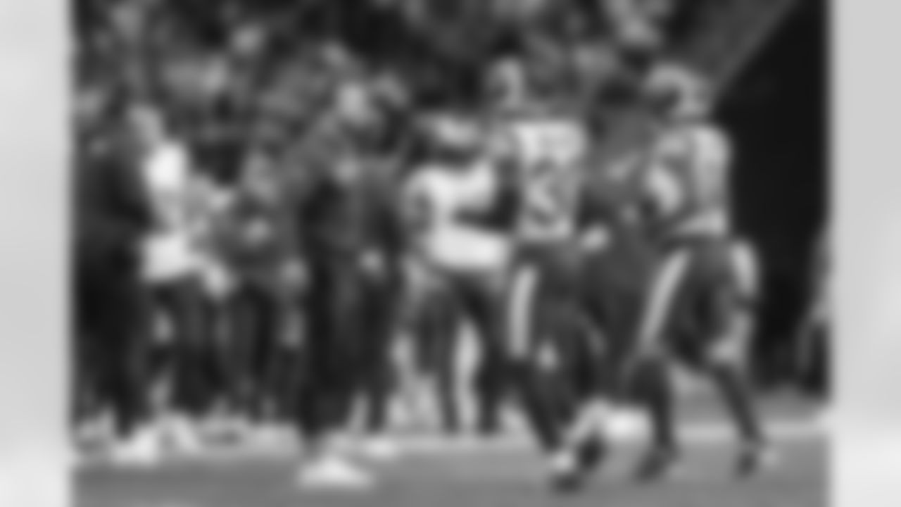 The Los Angeles Rams take on the Arizona Cardinals in week 14 of the 2025 NFL regular season.