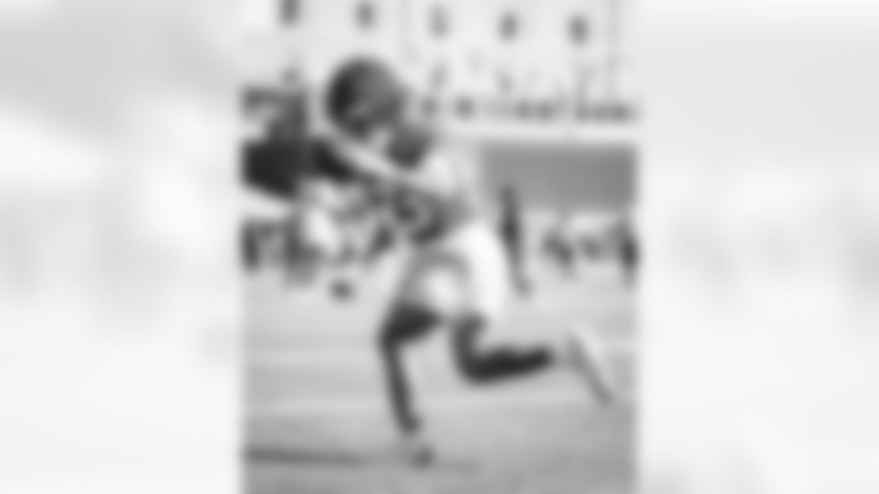 E_251015_Regular_Season_Week7_Practice_BT_00074