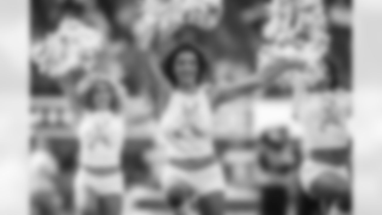 The Los Angeles Rams take on the New Orleans Saints in week 9 of the 2025 NFL regular season.