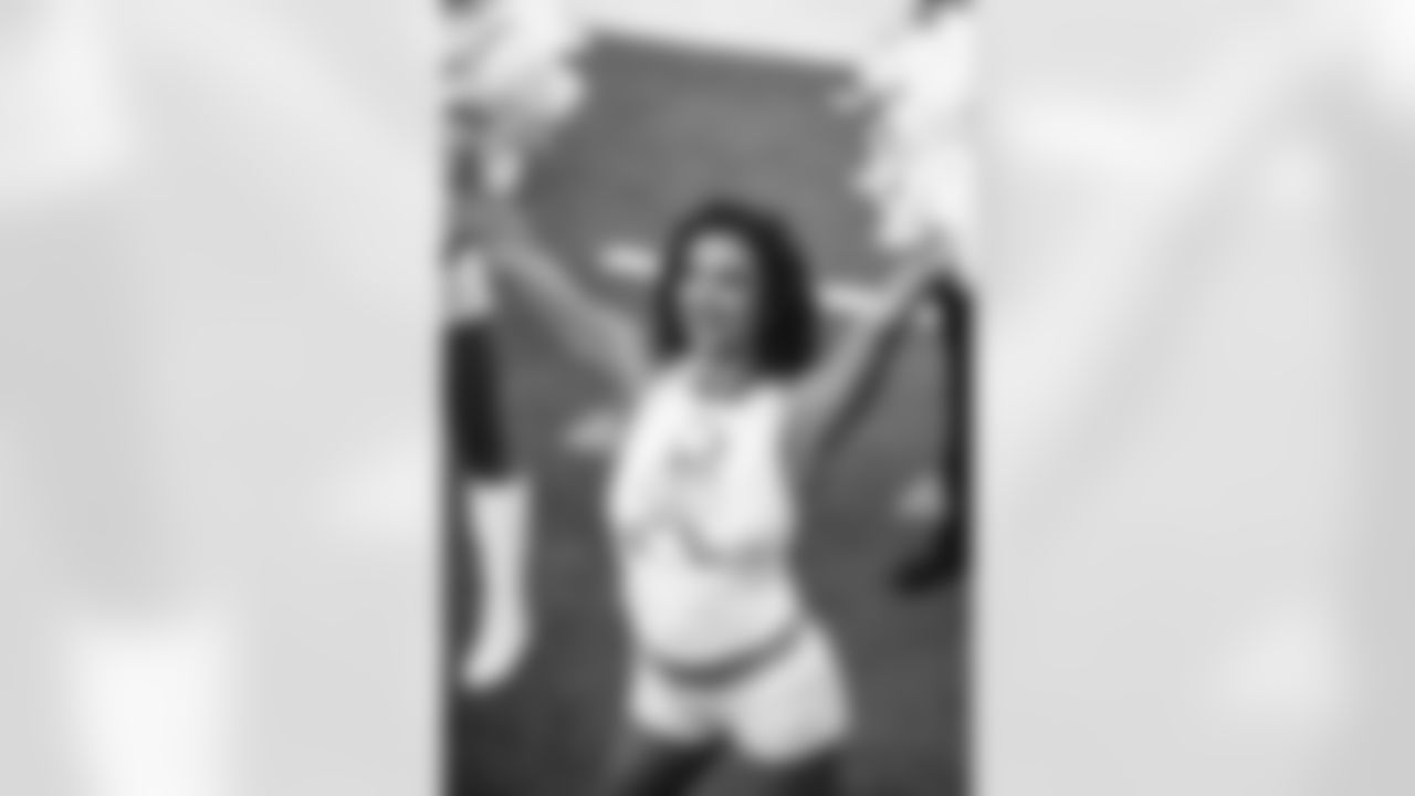 The Los Angeles Rams take on the New Orleans Saints in week 9 of the 2025 NFL regular season.