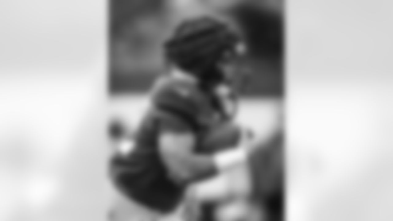 E_251120_Regular_Season_Week12_Practice_AD_0488