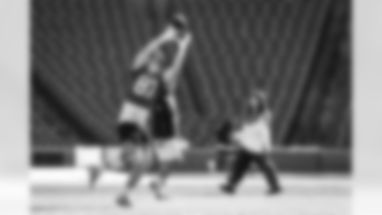 E_251015_Regular_Season_Week7_Practice_BT_00082