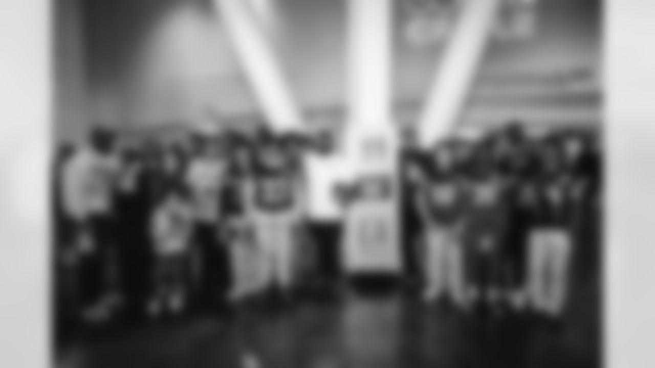 The Los Angeles Rams take on the Tampa Bay Buccaneers in week 12 of the 2025 NFL regular season.