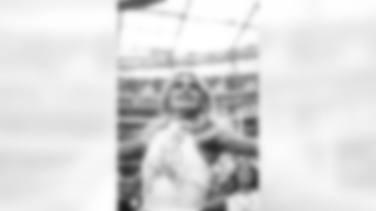 The Los Angeles Rams take on the New Orleans Saints in week 9 of the 2025 NFL regular season.