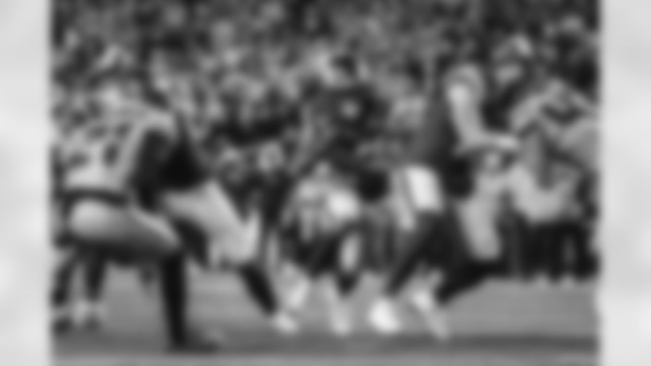 The Los Angeles Rams take on the Seattle Seahawks in week 16 of the 2025 NFL regular season.