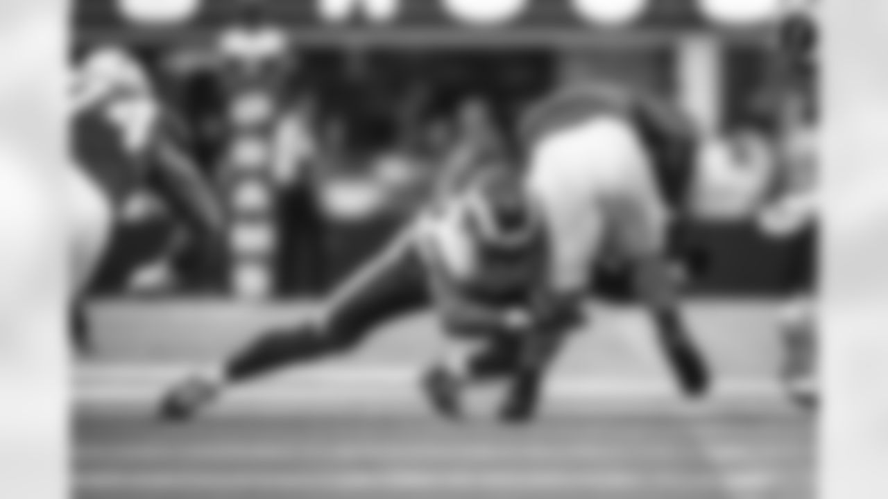 The Los Angeles Rams take on the Los Angeles Chargers in week 2 of the 2025 NFL preseason.