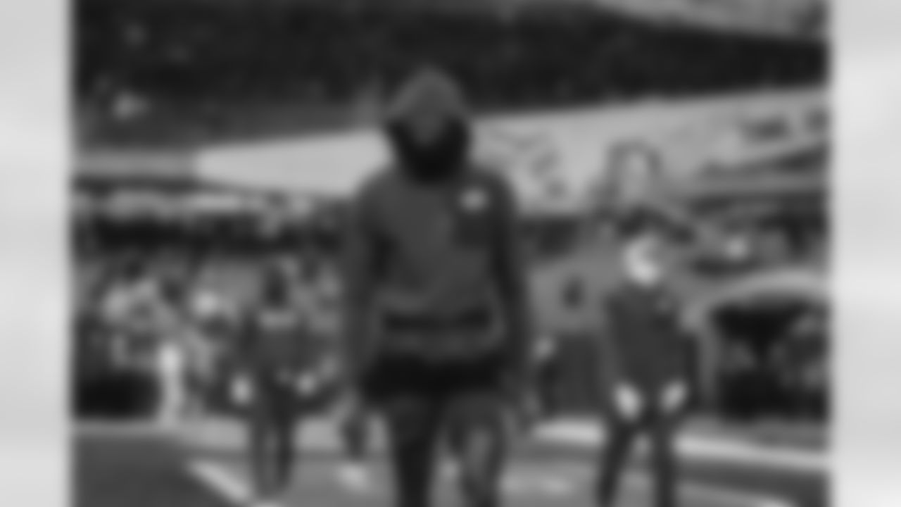 The Los Angeles Rams take on the Chicago Bears in the divisional round of the 2025 NFL post season.