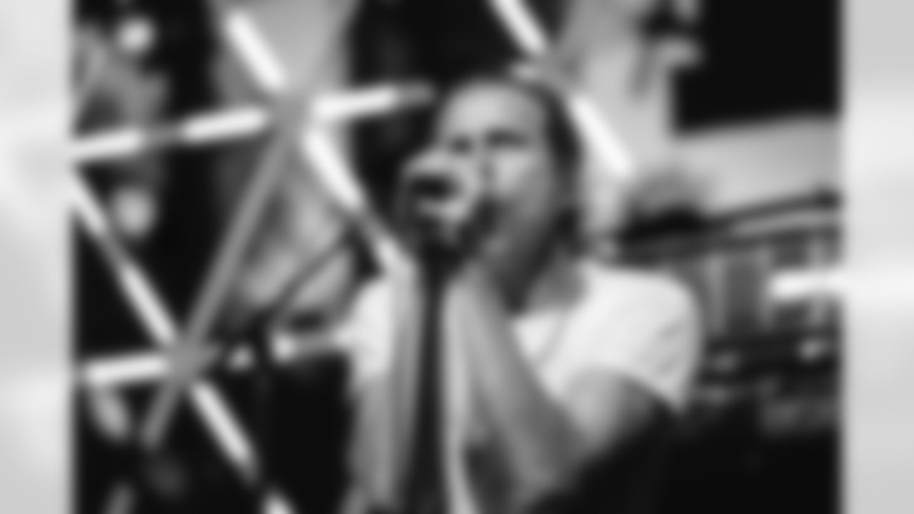 AWOLNATION (Aaron Bruno)