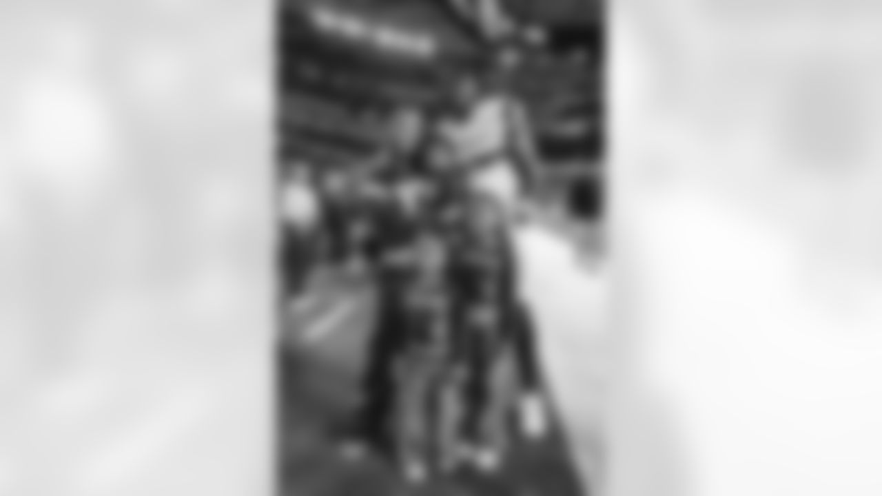 The Los Angeles Rams take on the Tampa Bay Buccaneers in week 12 of the 2025 NFL regular season.