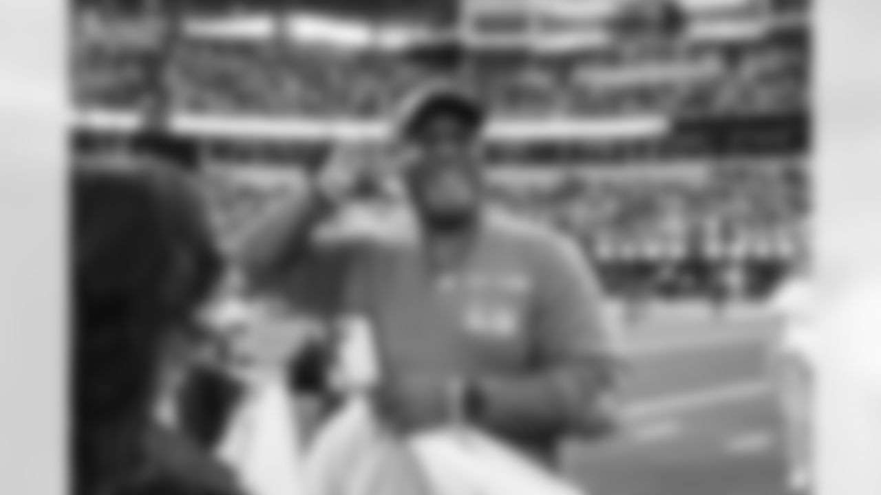 The Los Angeles Rams take on the New Orleans Saints in week 9 of the 2025 NFL regular season.