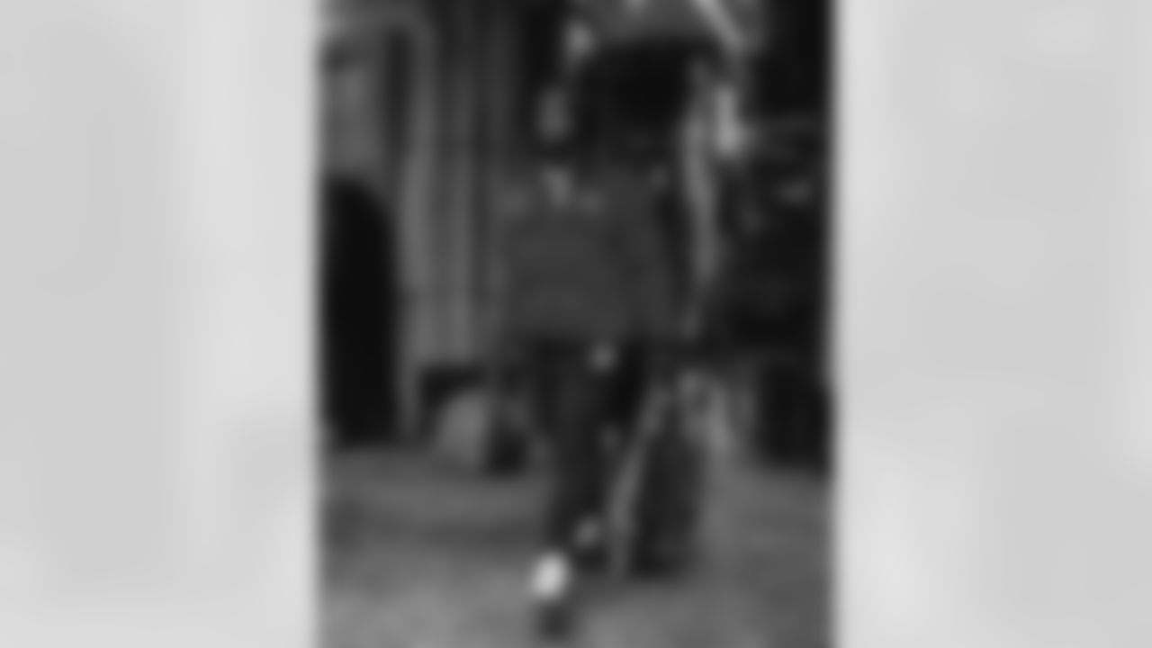 The Los Angeles Rams take on the Chicago Bears in the divisional round of the 2025 NFL post season.