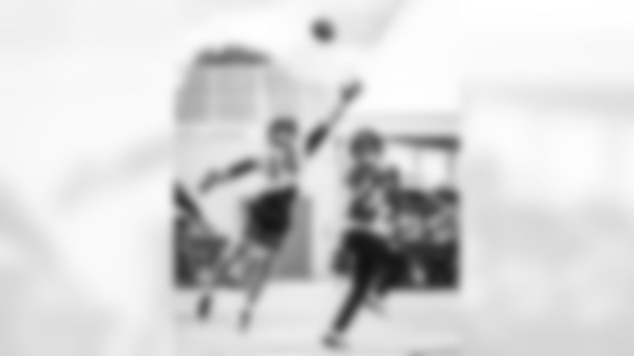 E_260101_Regular_Season_Week18_Practice_BT_009370102