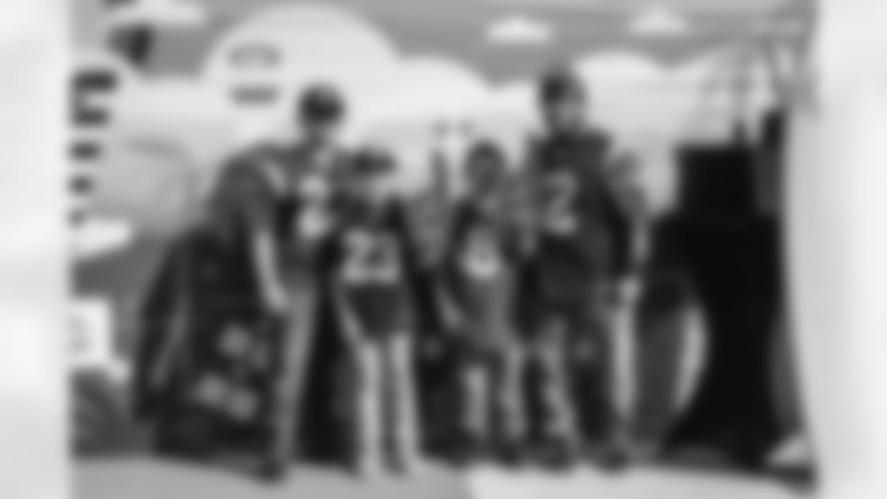 The Los Angeles Rams take on the Detroit Lions in week 15 of the 2025 NFL regular season.