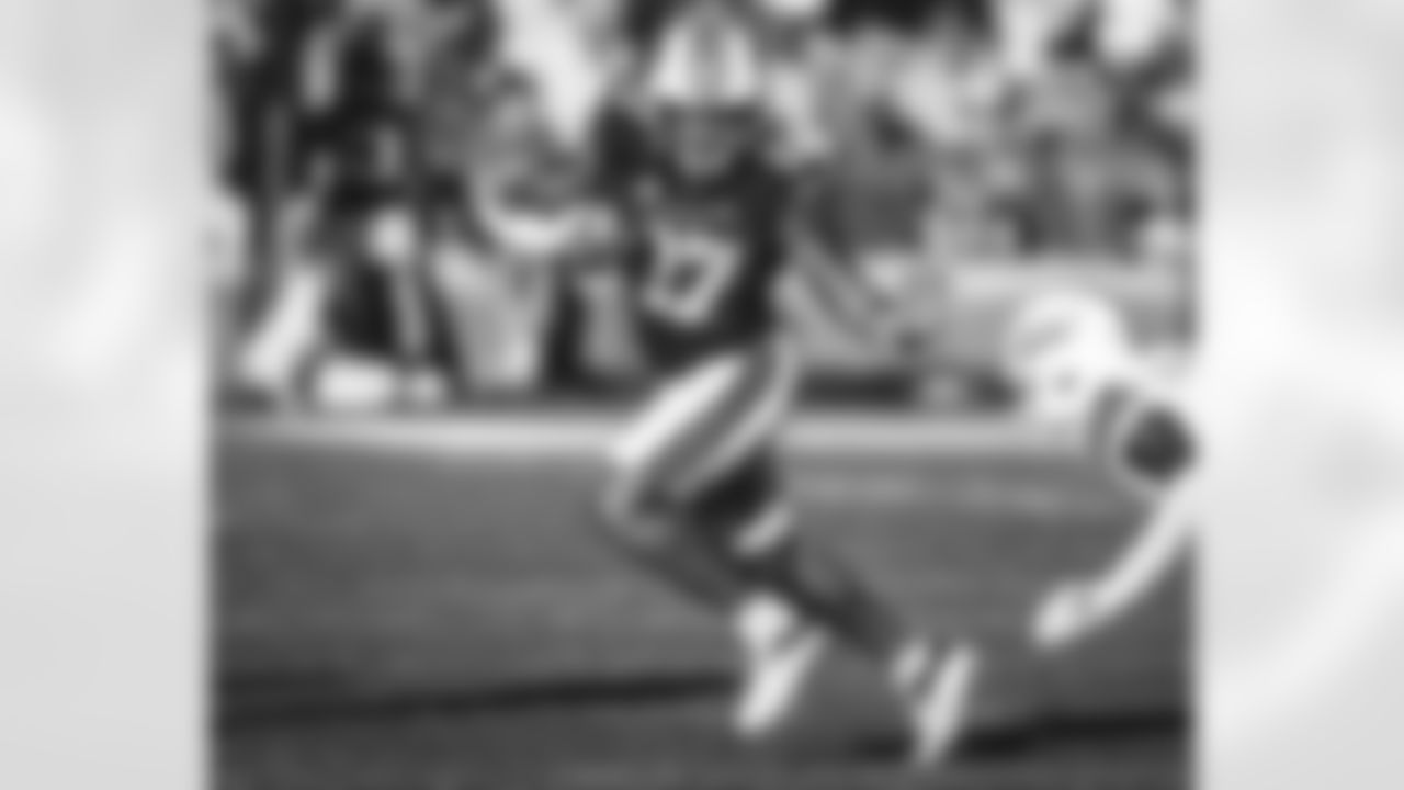 Running back Jarquez Hunter, Auburn, Round 4, Pick 117