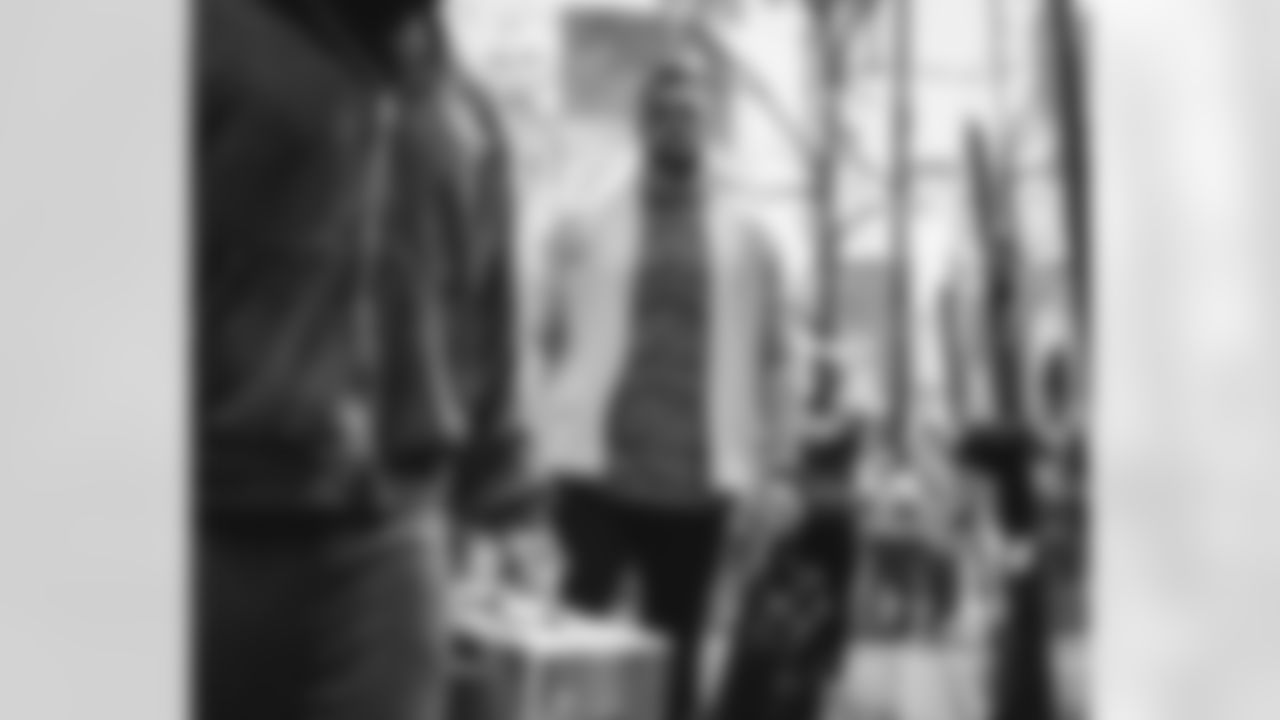 79 OL Rob Havenstein travels to Bank of America Stadium for Wild Card matchup vs. Panthers