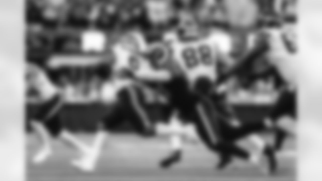 The Los Angeles Rams take on the Seattle Seahawks in week 11 of the 2025 NFL regular season.