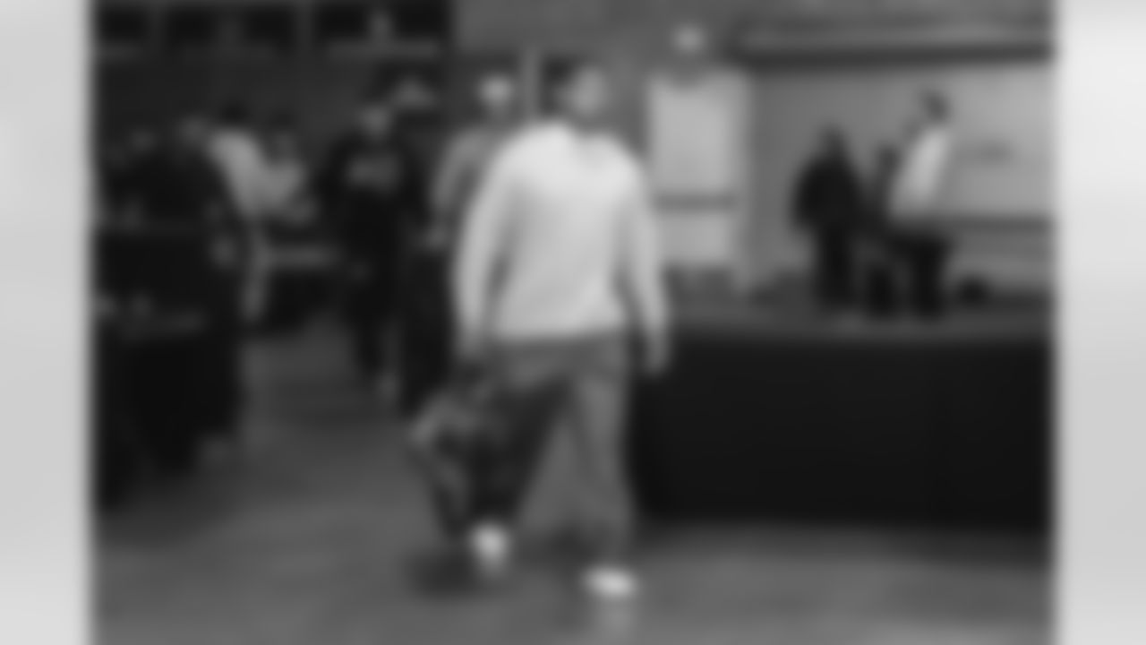 The Los Angeles Rams take on the Seattle Seahawks in week 16 of the 2025 NFL regular season.