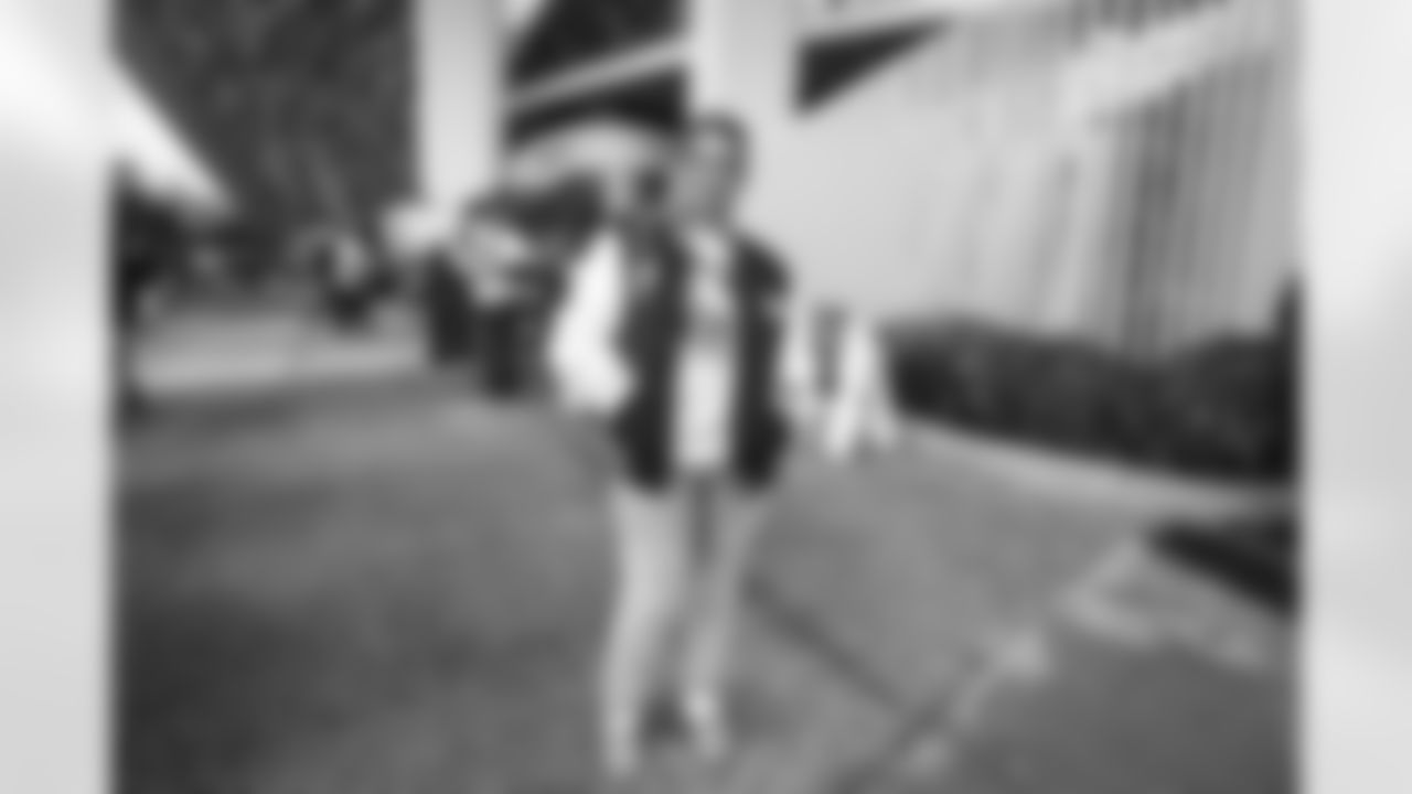 E_260104_Rams_vs_Cardinals_TE_088