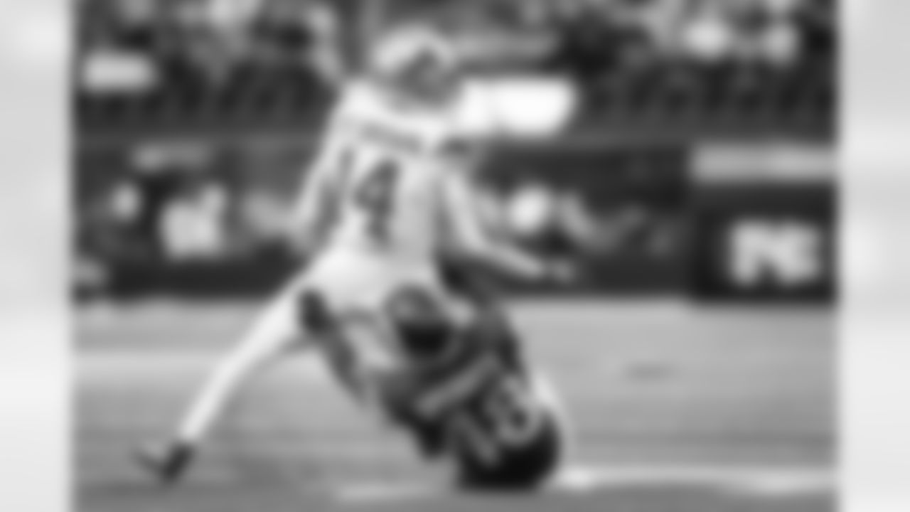 The Los Angeles Rams take on the Detroit Lions in week 15 of the 2025 NFL regular season.