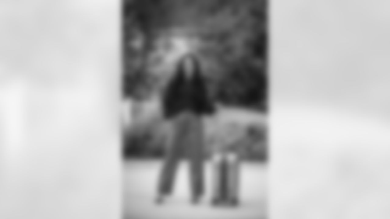 The Los Angeles Rams take on the Detroit Lions in week 15 of the 2025 NFL regular season.