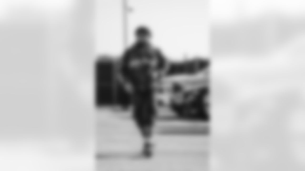 23 RB Kyren Williams arrives at SoFi Stadium for today's matchup against the Lions