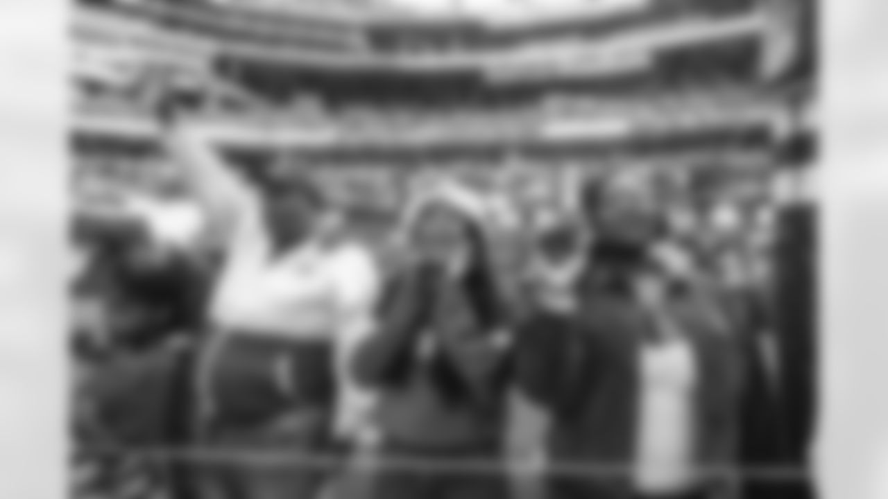 The Los Angeles Rams take on the Detroit Lions in week 15 of the 2025 NFL regular season.