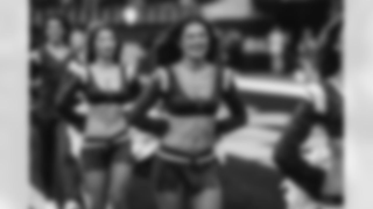 The Los Angeles Rams take on the Arizona Cardinals in week 18 of the 2025 NFL regular season.