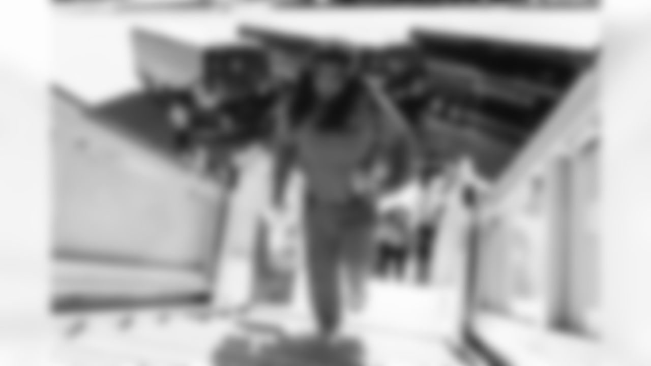 52 DE Larrell Murchison travels to Atlanta for Monday Night Football vs. Falcons