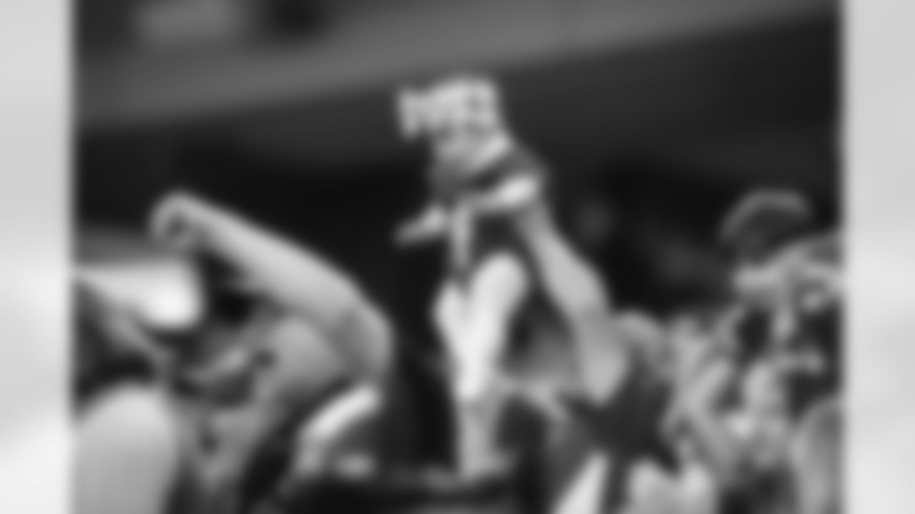 The Los Angeles Rams take on the Detroit Lions in week 15 of the 2025 NFL regular season.