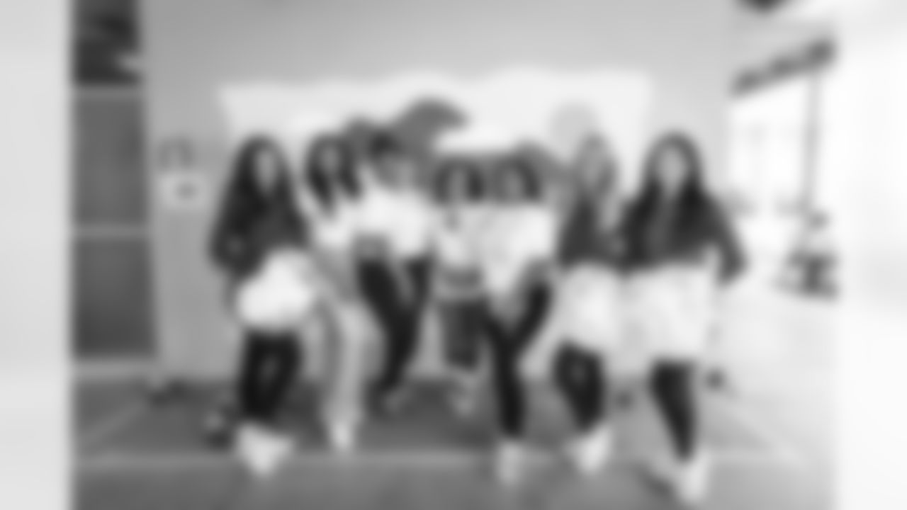 E_250606_1302_City_Year_Beautification_21838A