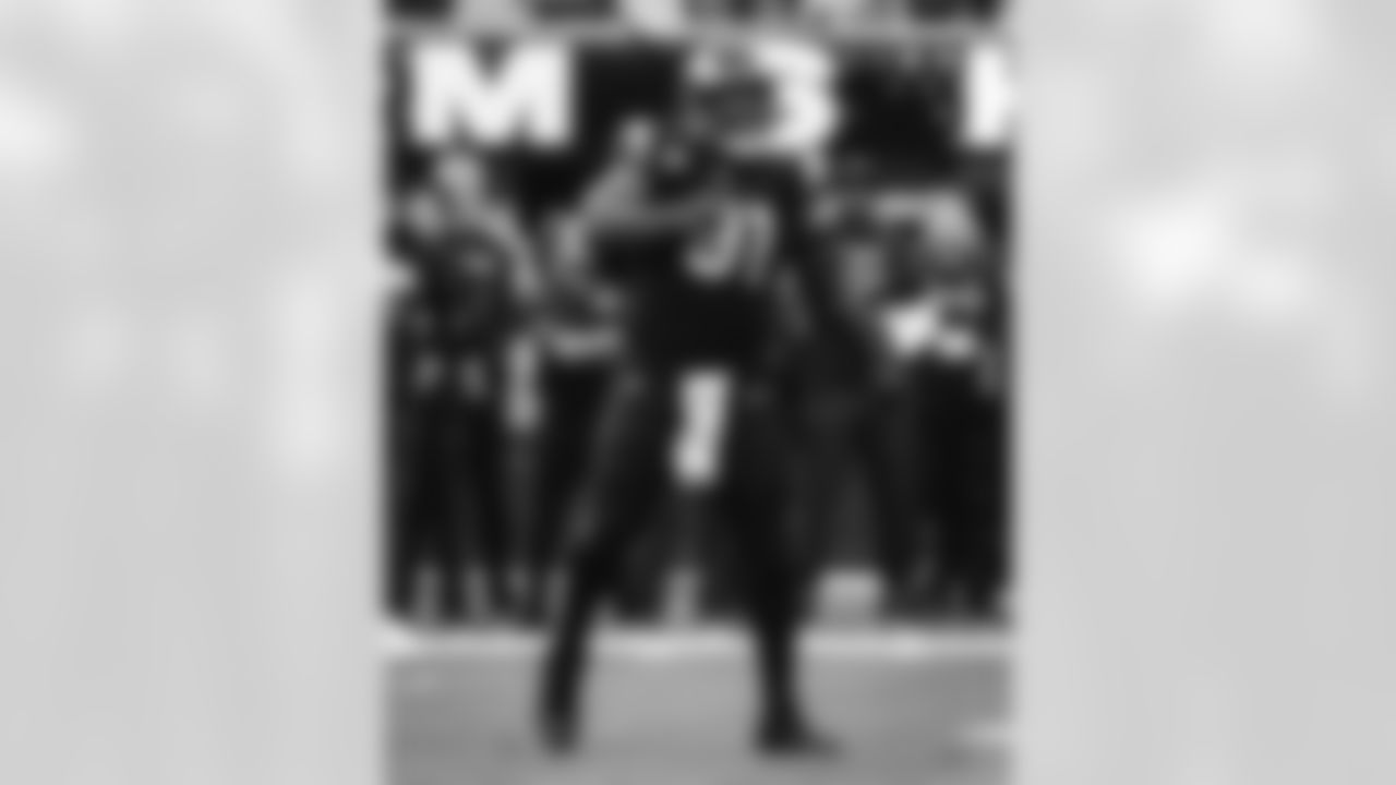 The Los Angeles Rams take on the Seattle Seahawks in week 11 of the 2025 NFL regular season.