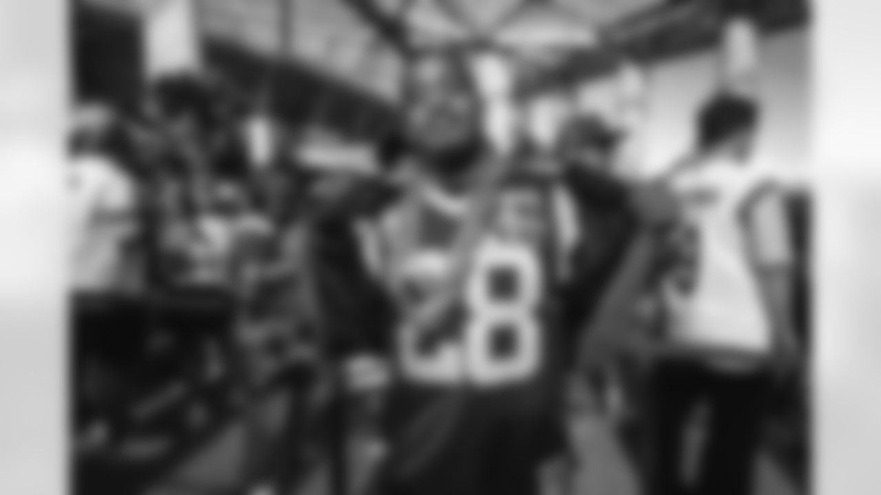 The Los Angeles Rams take on the Detroit Lions in week 15 of the 2025 NFL regular season.