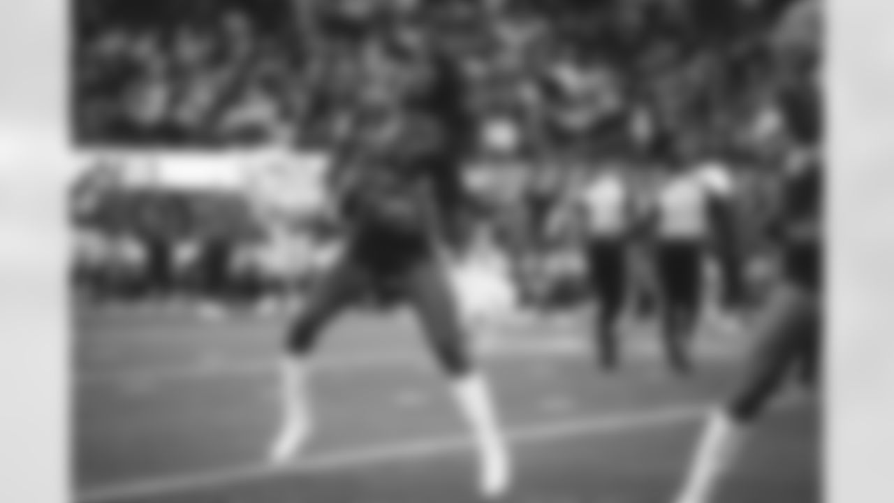 The Los Angeles Rams take on the Seattle Seahawks in Week 11 of the 2023 NFL Regular Season.