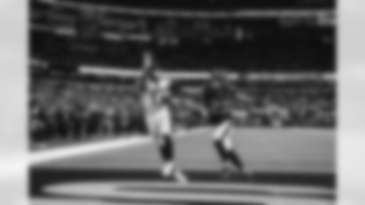 The Los Angeles Rams take on the Tampa Bay Buccaneers in week 12 of the 2025 NFL regular season.