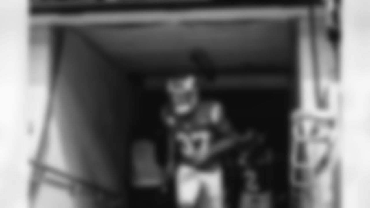 The Los Angeles Rams take on the New Orleans Saints in week 9 of the 2025 NFL regular season.