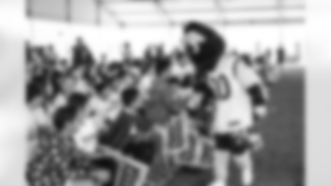 E_250914_Football_Meets_Football_Clinic_JM_0022
