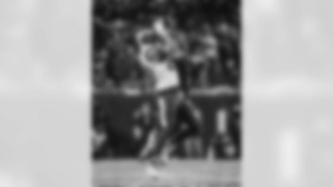 The Los Angeles Rams take on the Chicago Bears in the divisional round of the 2025 NFL Playoffs.