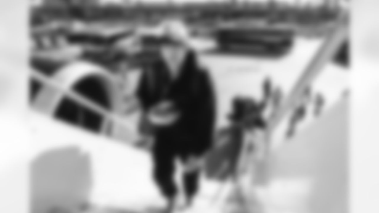 QB Stetson Bennett travels to Seattle for Sunday's NFC Championship game