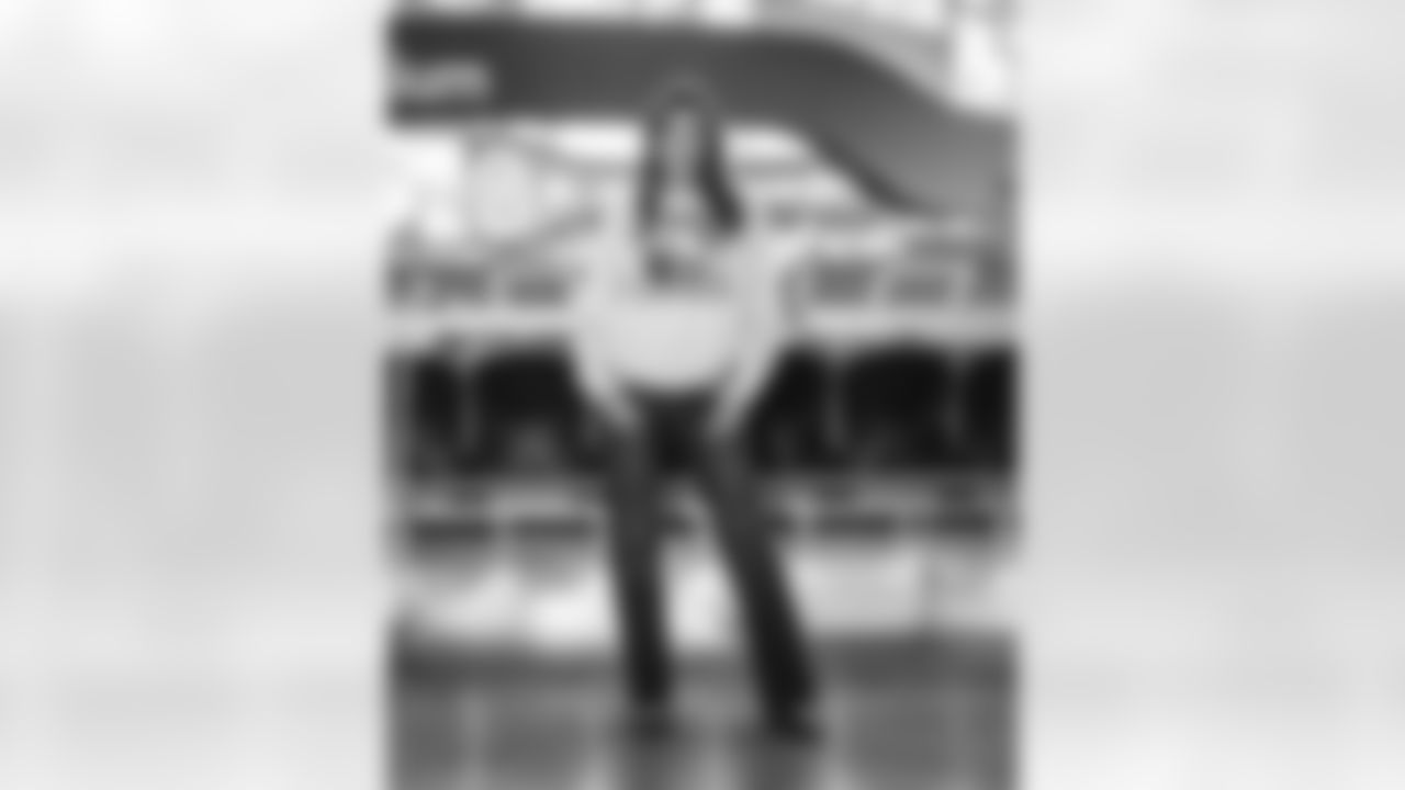 The Los Angeles Rams take on the Arizona Cardinals in week 18 of the 2025 NFL regular season.