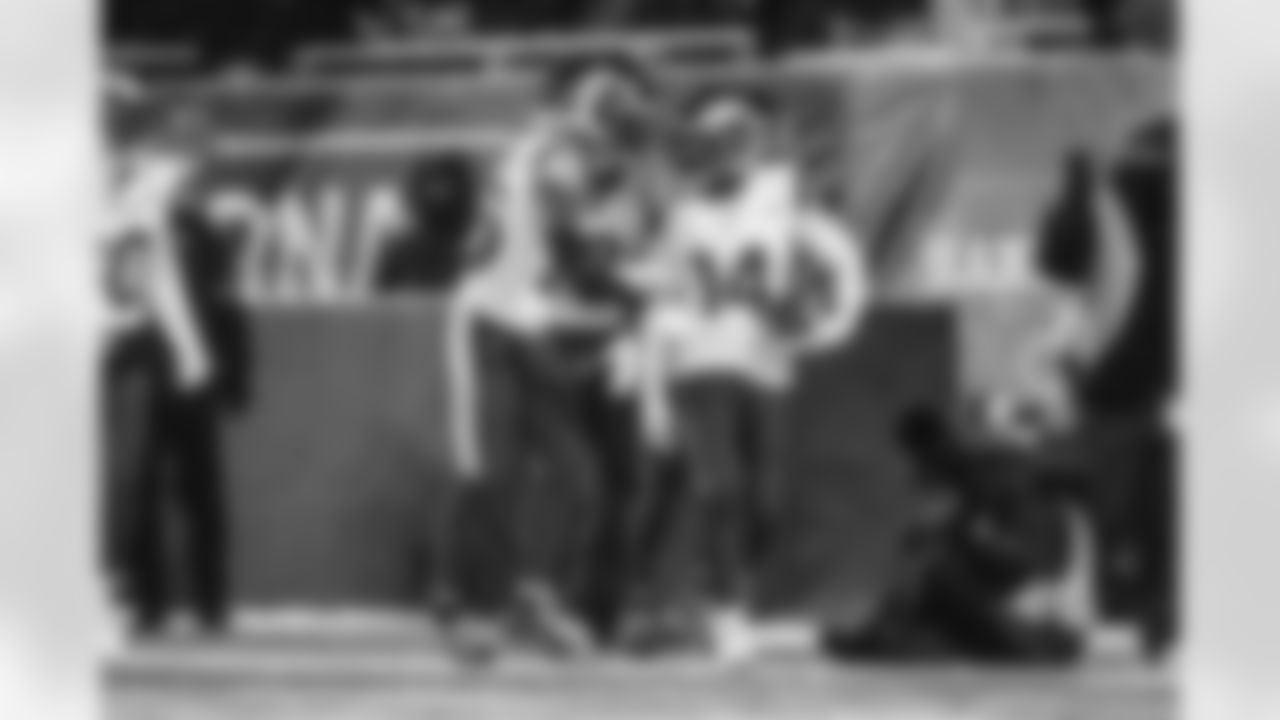 The Los Angeles Rams take on the Chicago Bears in the divisional round of the 2025 NFL post season.